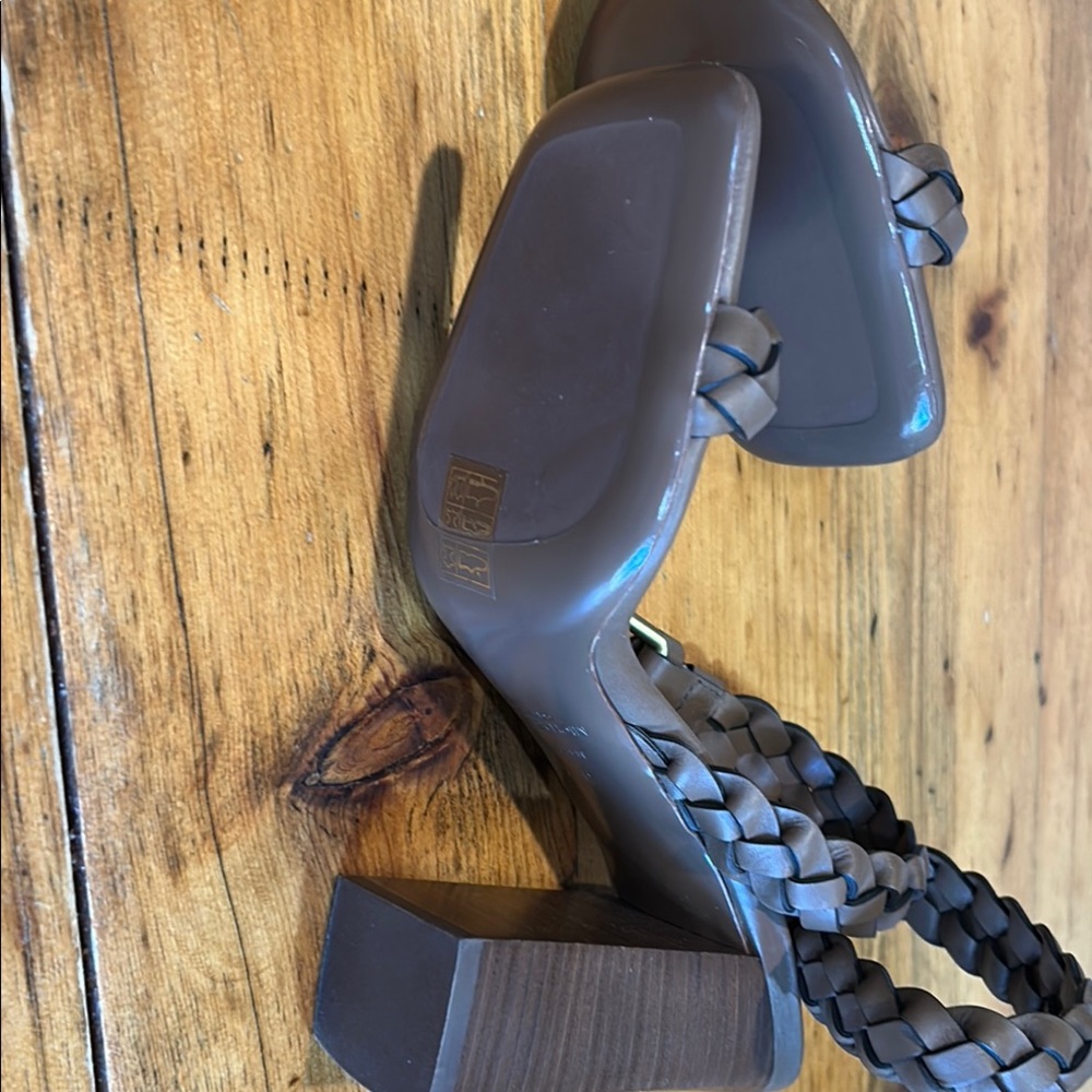 Michael Kors Brown Braided Women's Sandals size 37.5 - Picture 4 of 5